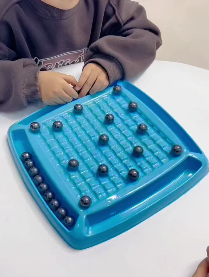 迷你金属战棋小游戏手机版的简单介绍-第2张图片-太平洋在线下载